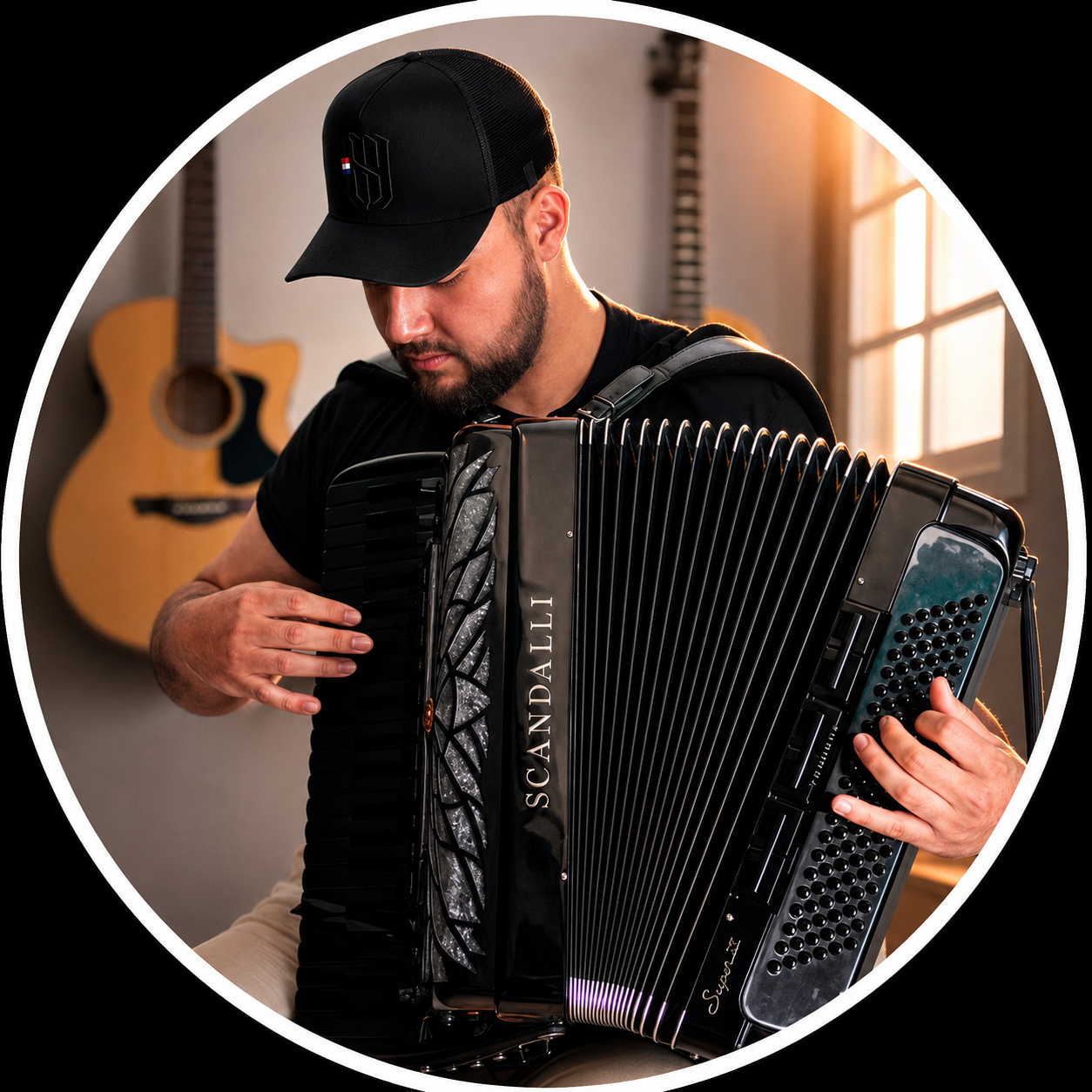 Dalton Viero tocando acordeon